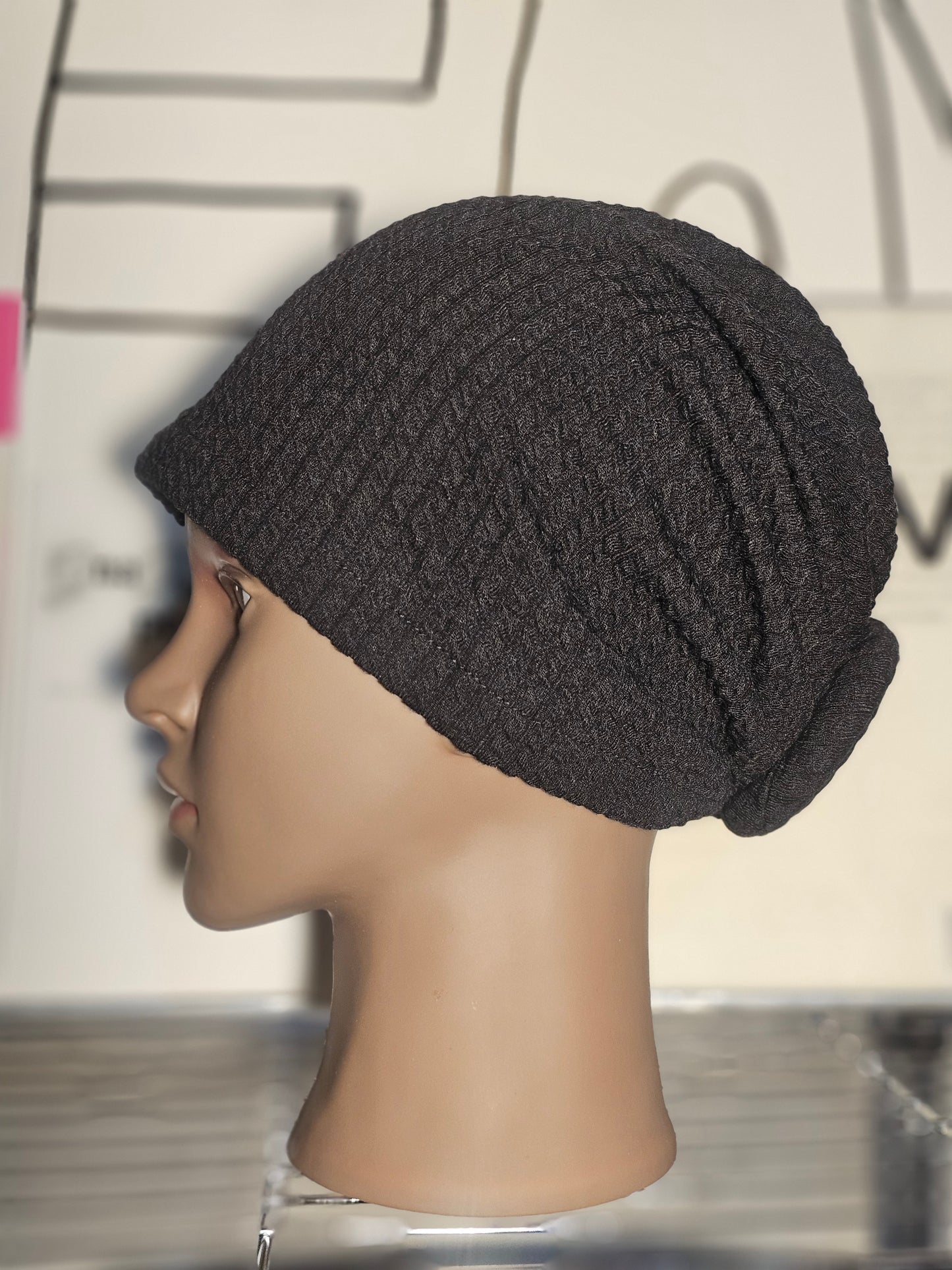 Bonnet Turban Noir – Chic & Intemporel