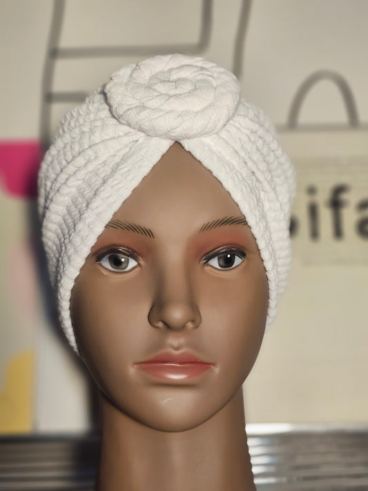 Bonnet Turban Blanc – Élégance Estivale