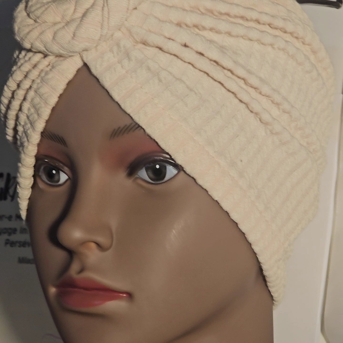 Bonnet Turban Brun Clair – Élégance Naturelle & Chaleur Estivale